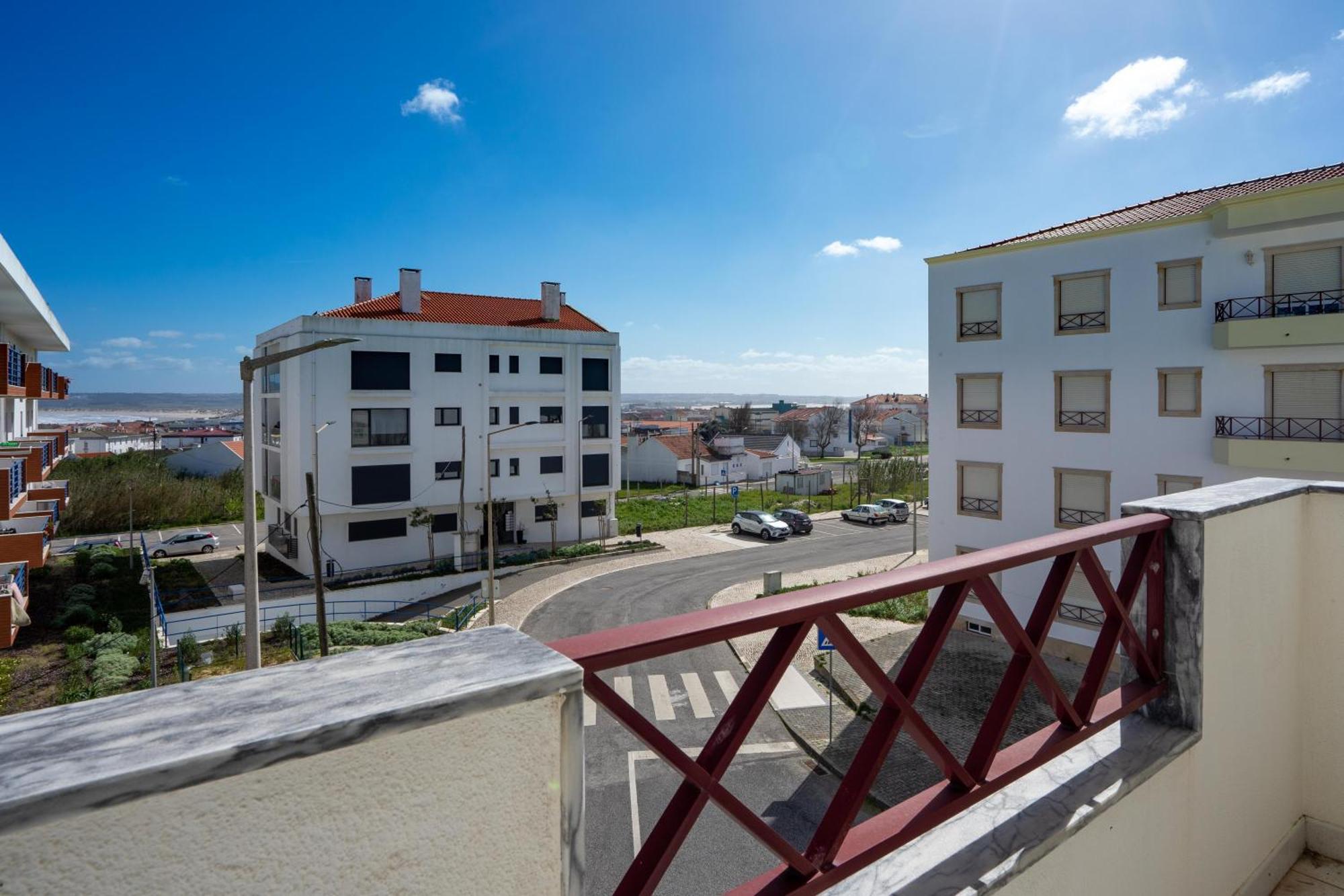 Peniche Sun & Surf Apartment ภายนอก รูปภาพ
