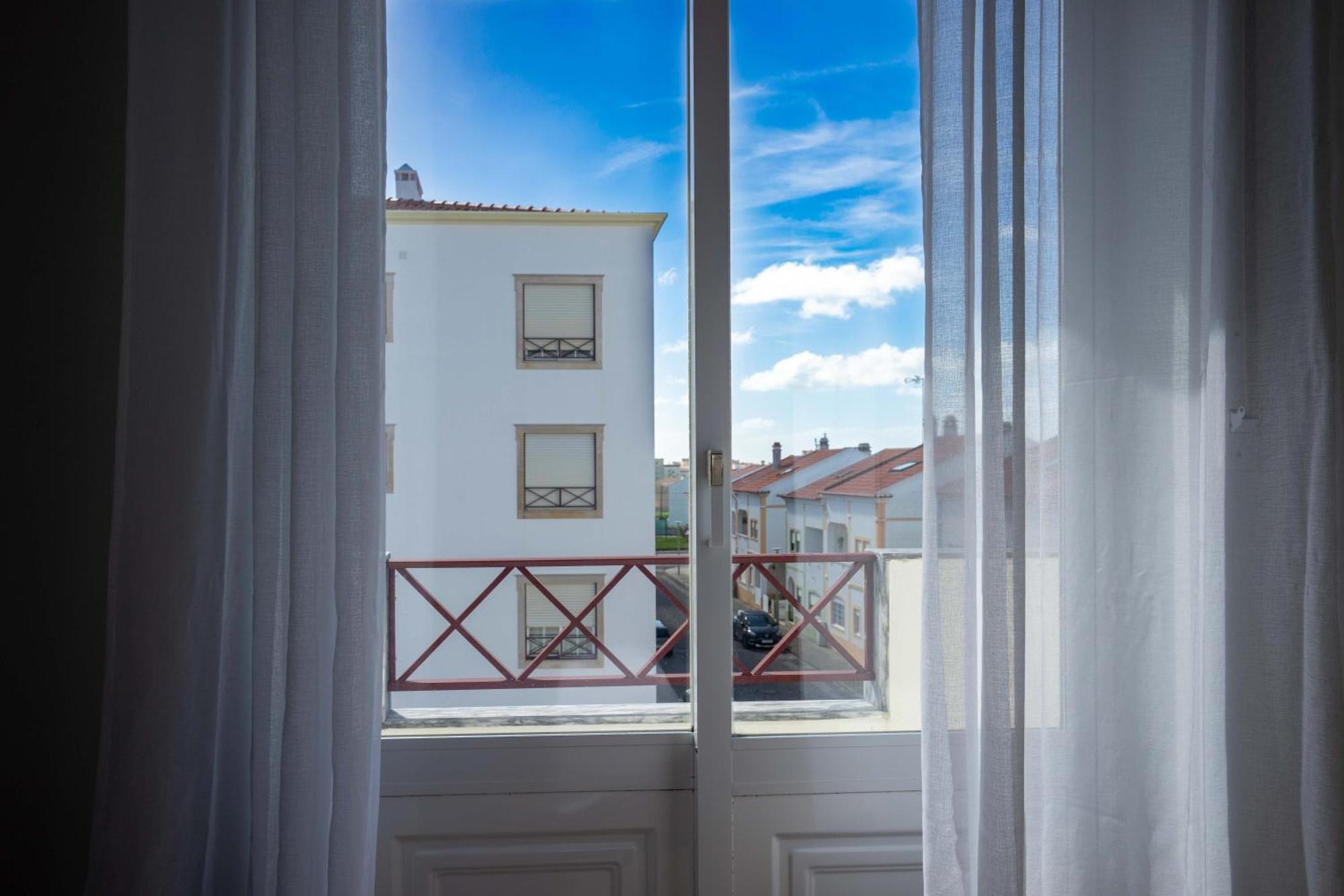 Peniche Sun & Surf Apartment ภายนอก รูปภาพ